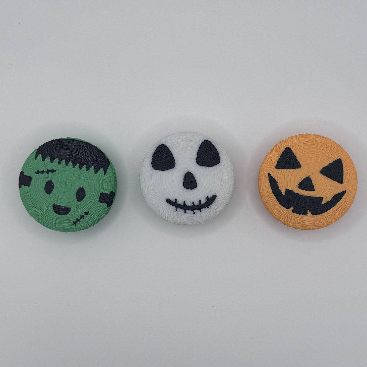 Spooky Macaroon Trio
